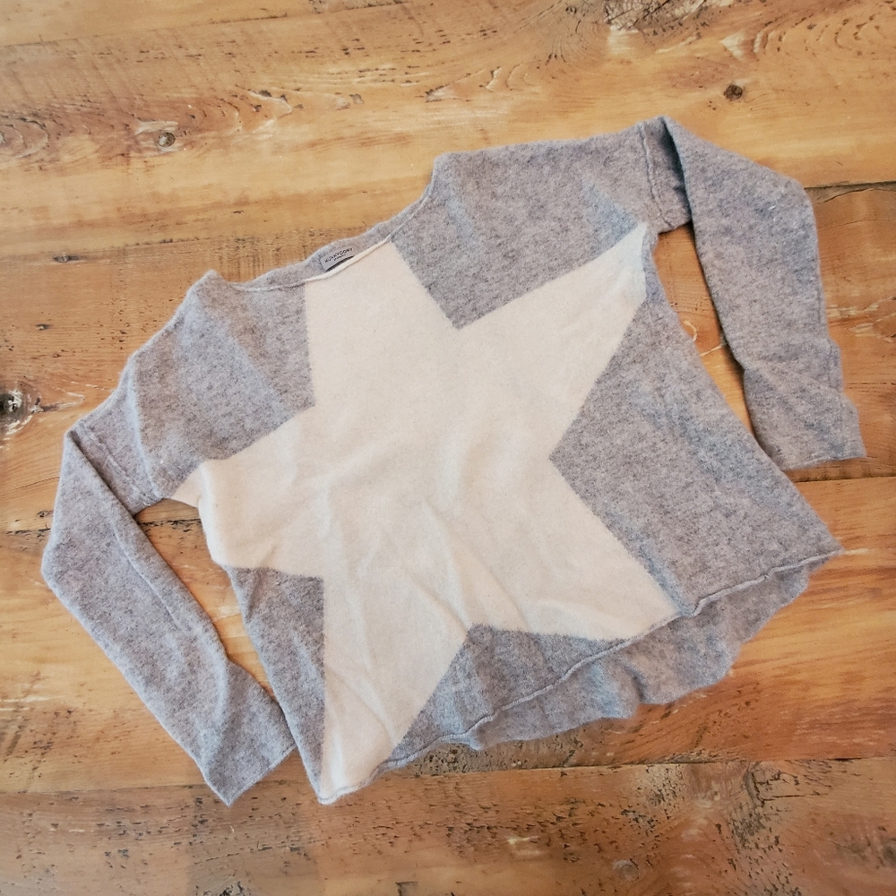 Hunkydory Stockholm Star Sweater- Crop Grey/Cream size Medium